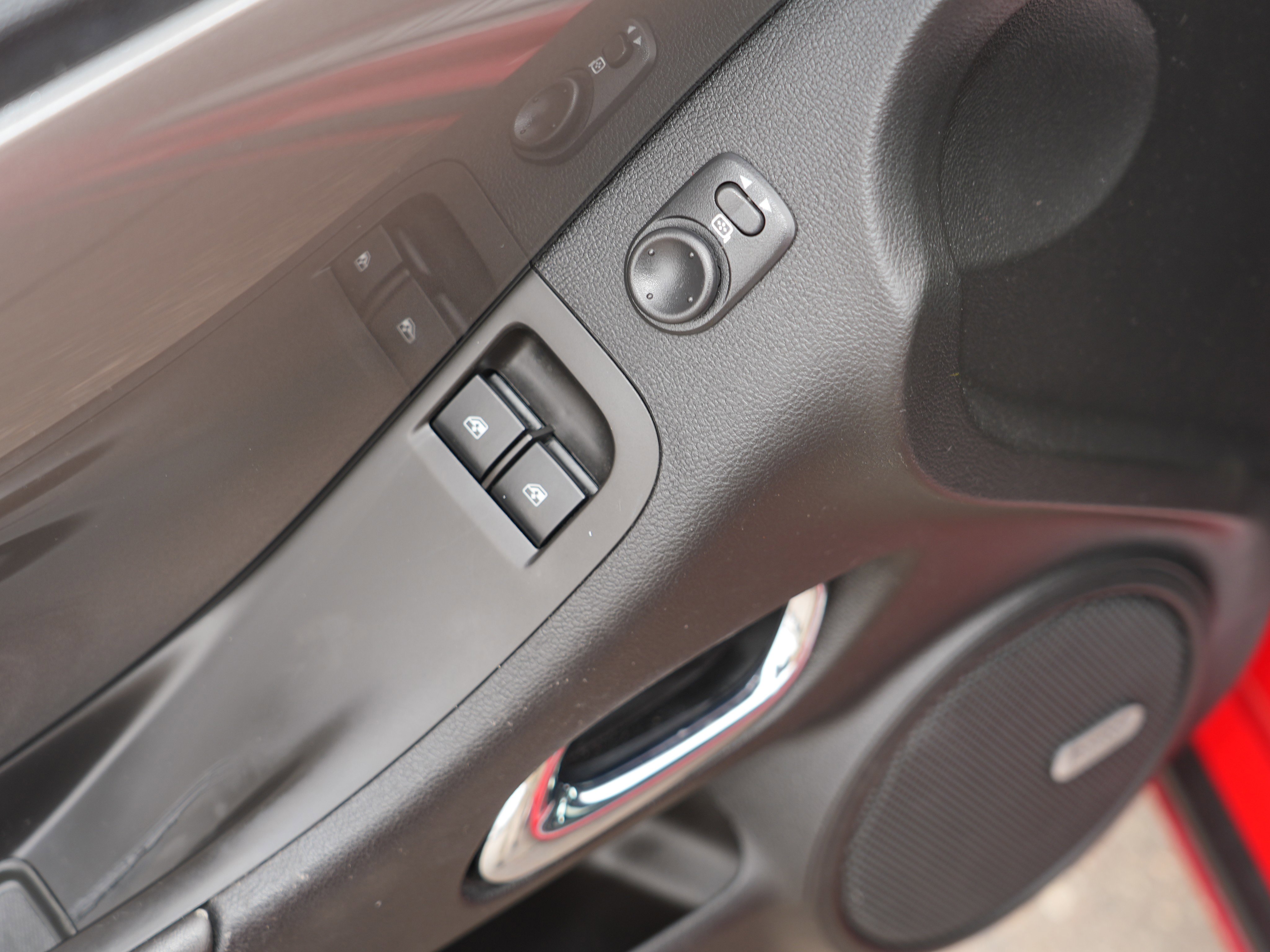 Used 2011 Chevrolet Camaro SS w/ RS Package image 16