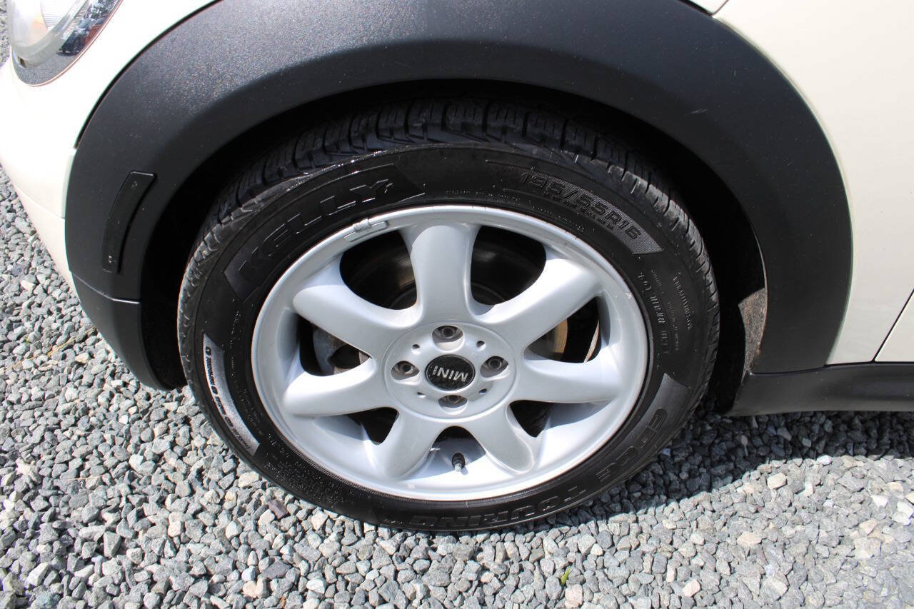 Used 2009 MINI Cooper Convertible FWD image 28