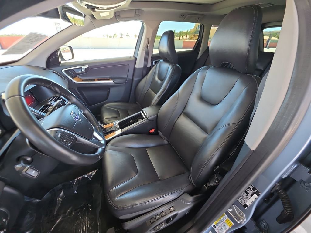 Used 2017 Volvo XC60 T6 Inscription w/ Preferred Option Package image 19