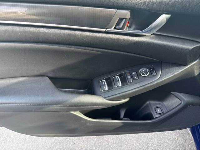Used 2021 Honda Accord Sport image 9