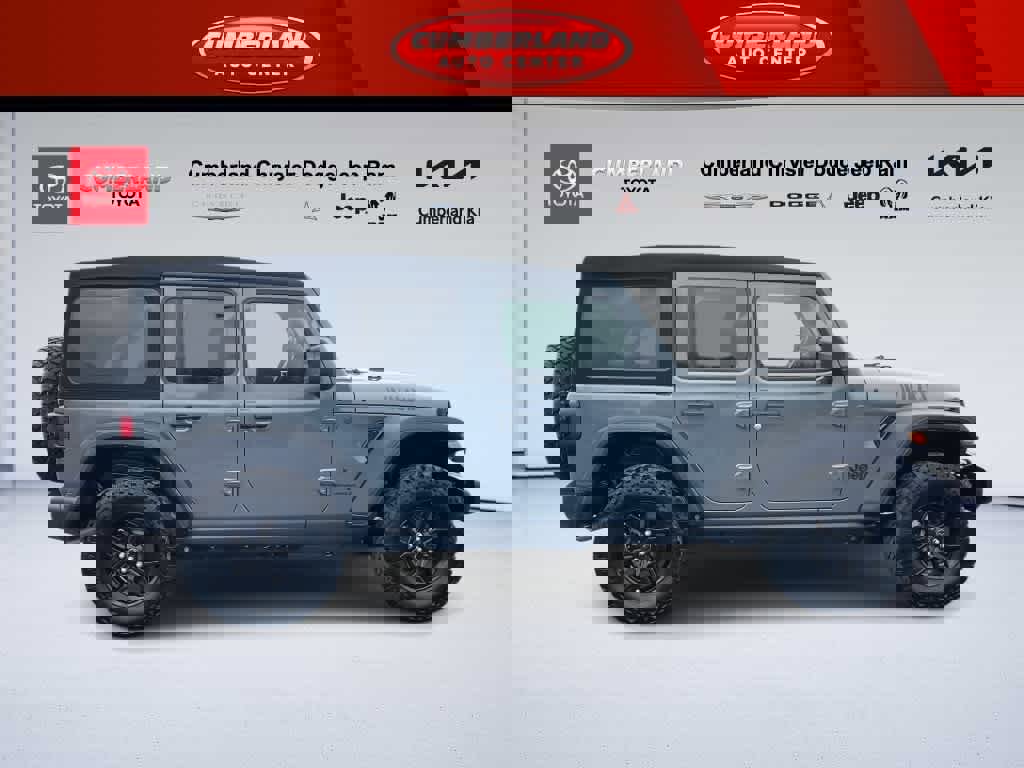 Used 2024 Jeep Wrangler Willys image 9