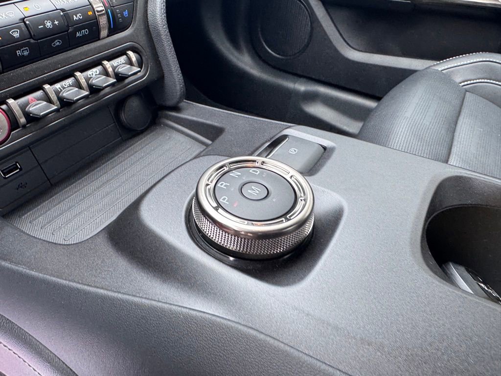 Used 2020 Ford Mustang Shelby GT500 w/ Technology Package image 18