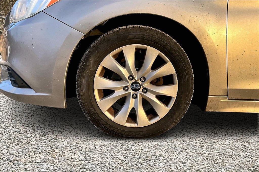 Used 2016 Subaru Legacy 2.5i image 9