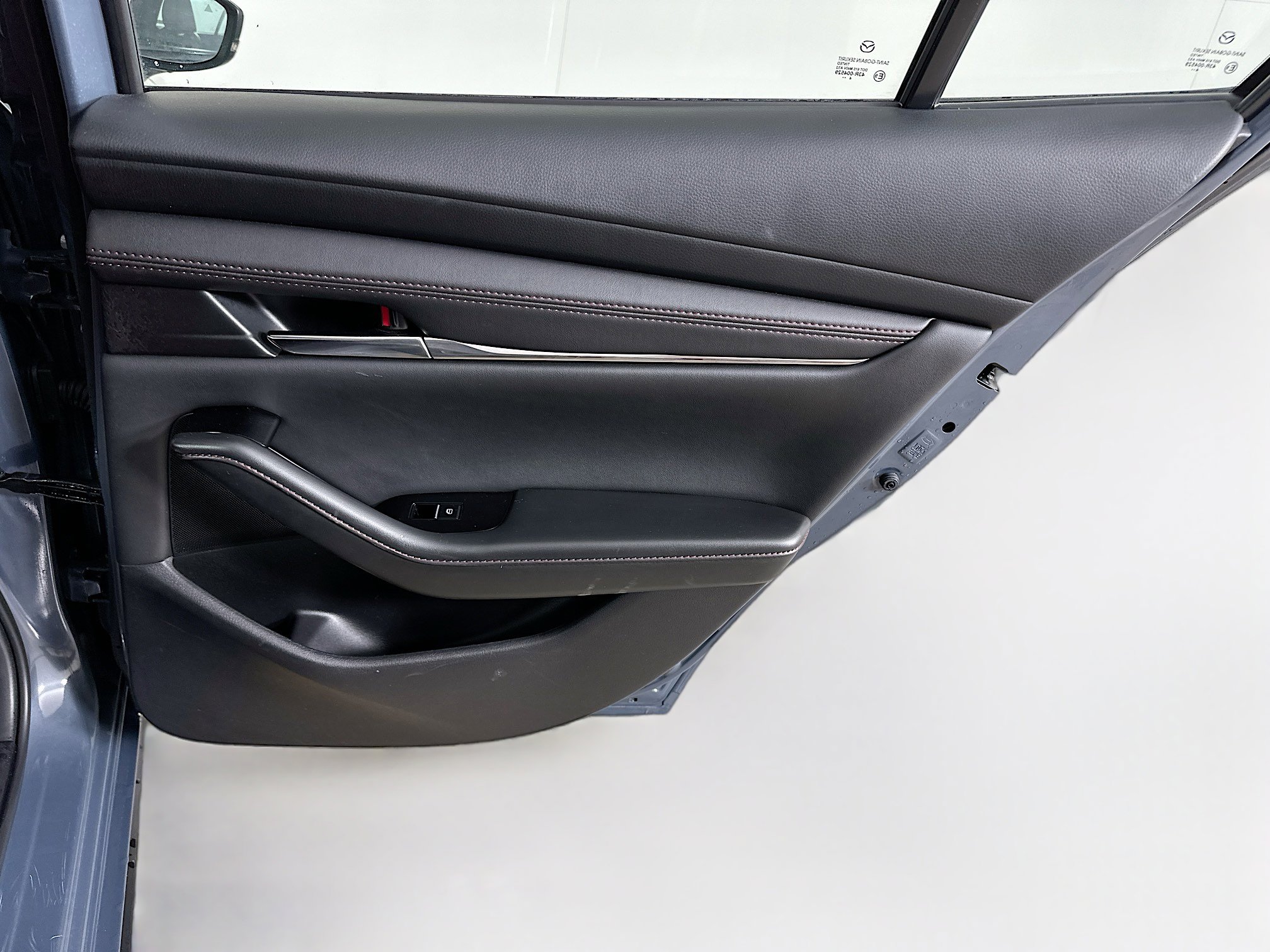 Used 2025 MAZDA MAZDA3 s image 30