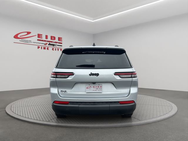 Used 2024 Jeep Grand Cherokee L Laredo image 5