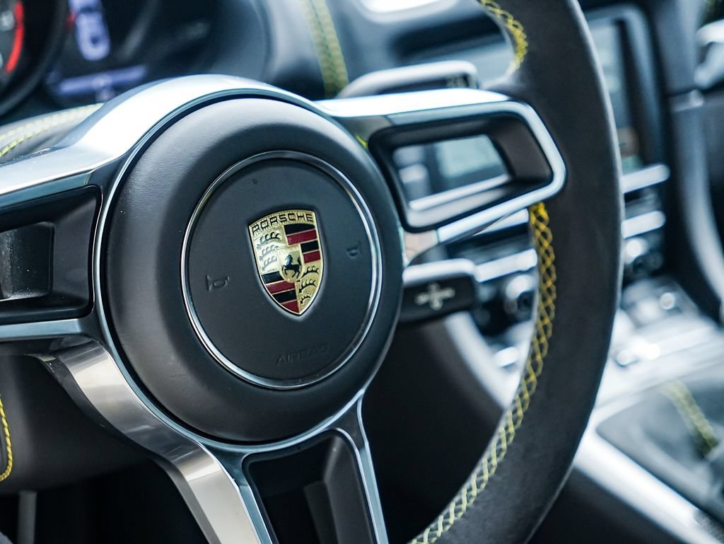 Certified 2016 Porsche Cayman GT4 RWD image 17