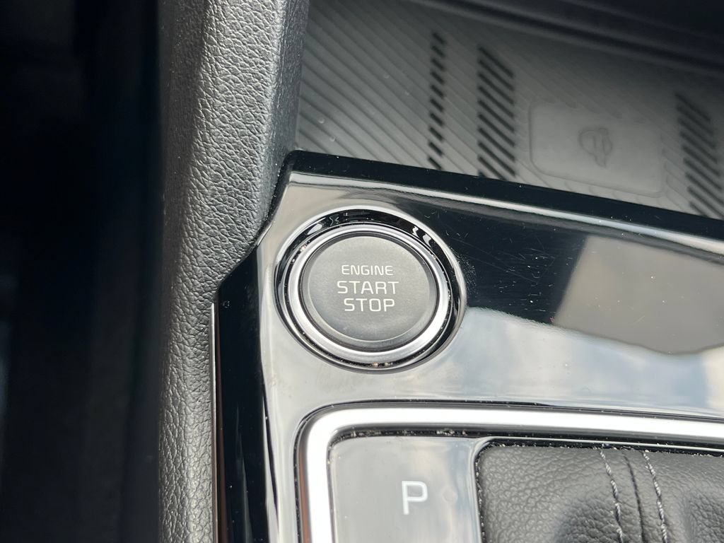 Used 2024 Kia Sportage X-Line w/ X-Line Premium Package AWD/4WD image 31