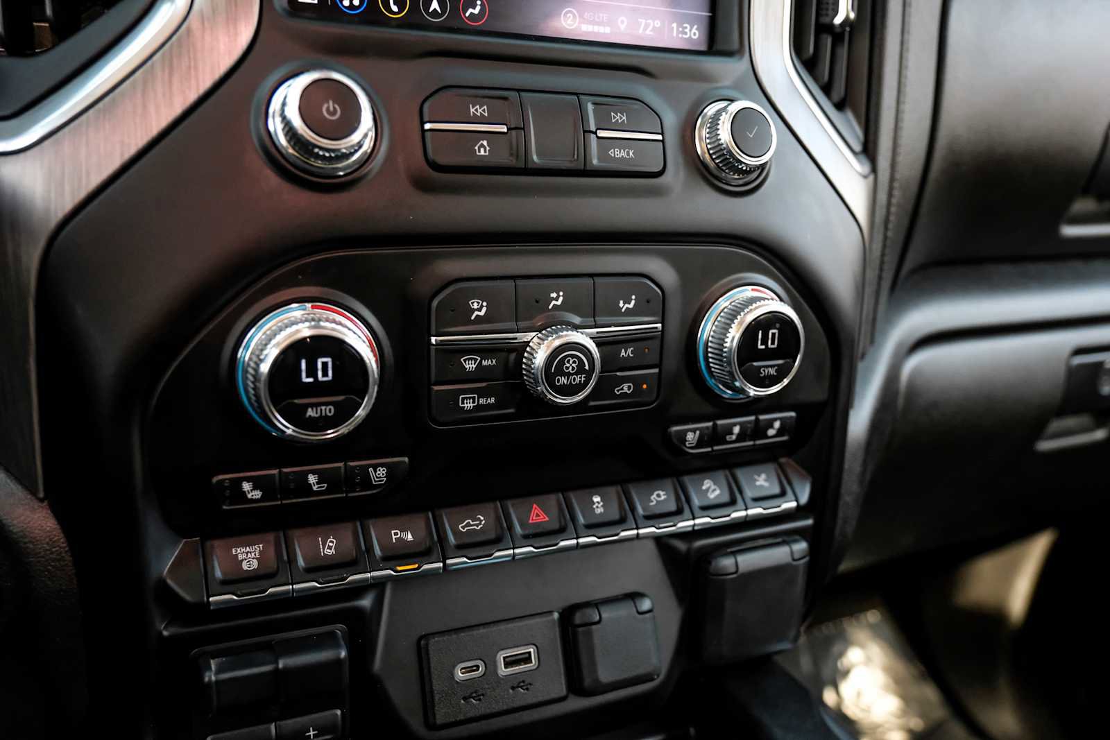 Used 2023 GMC Sierra 2500 Denali w/ Denali Ultimate Package image 24