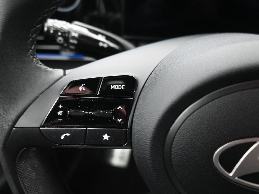 New 2026 Hyundai Elantra SEL FWD image 19