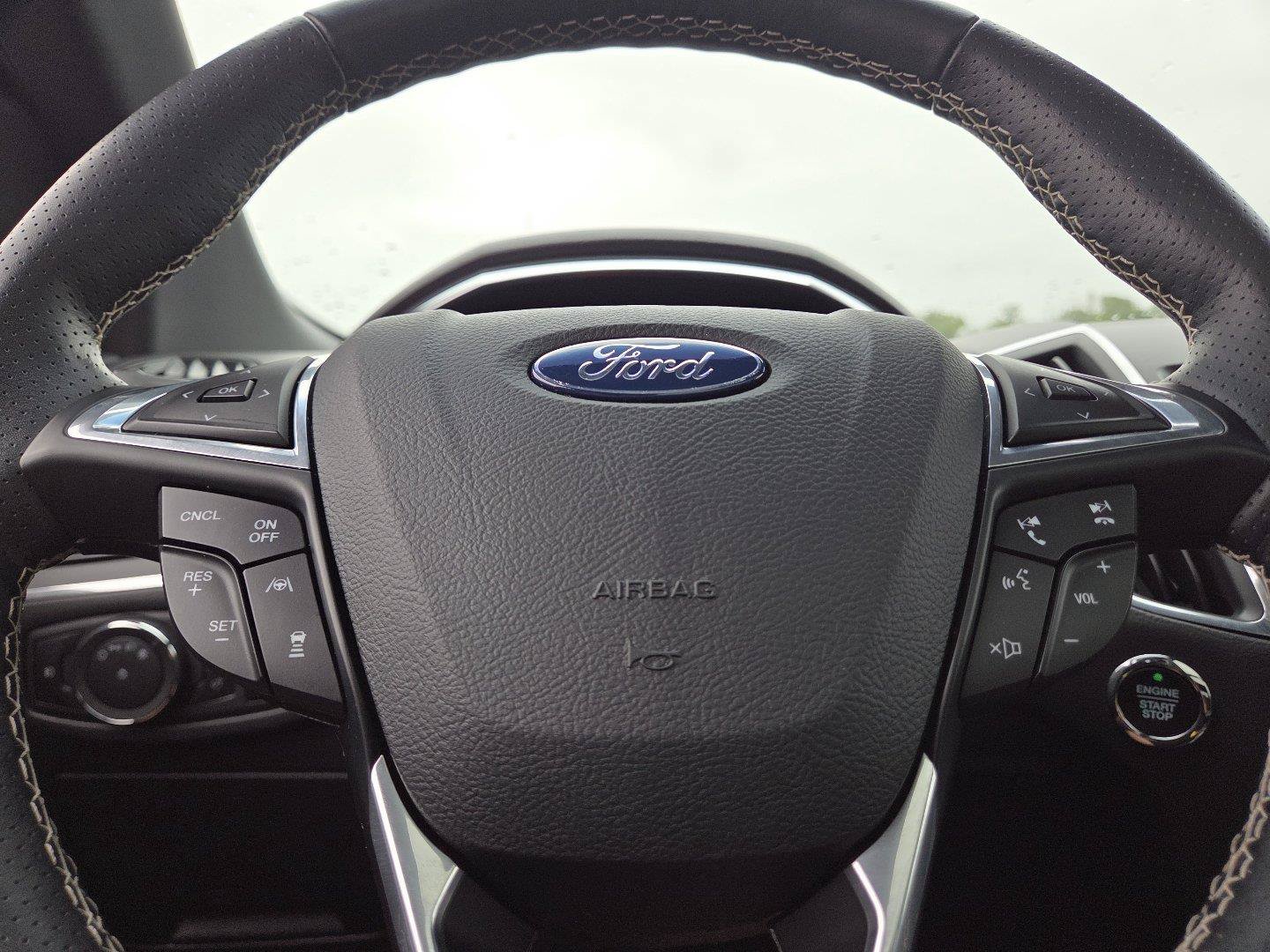 Used 2020 Ford Edge ST w/ Equipment Group 401A AWD/4WD image 22