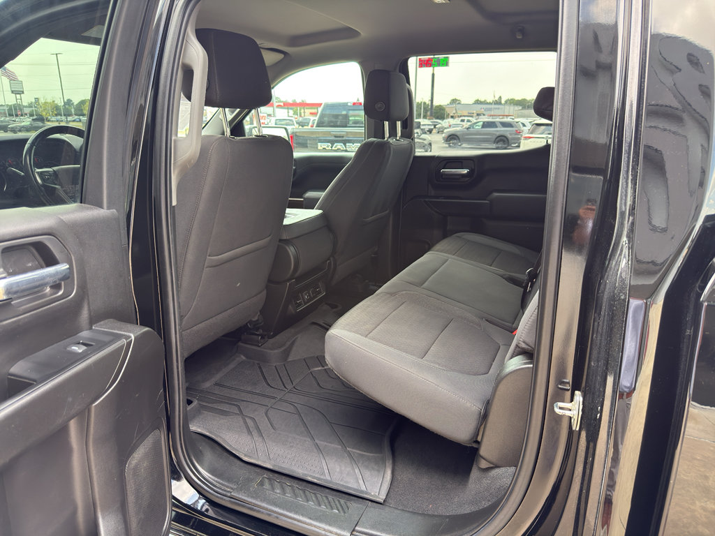 Used 2022 Chevrolet Silverado 1500 LT AWD/4WD image 19