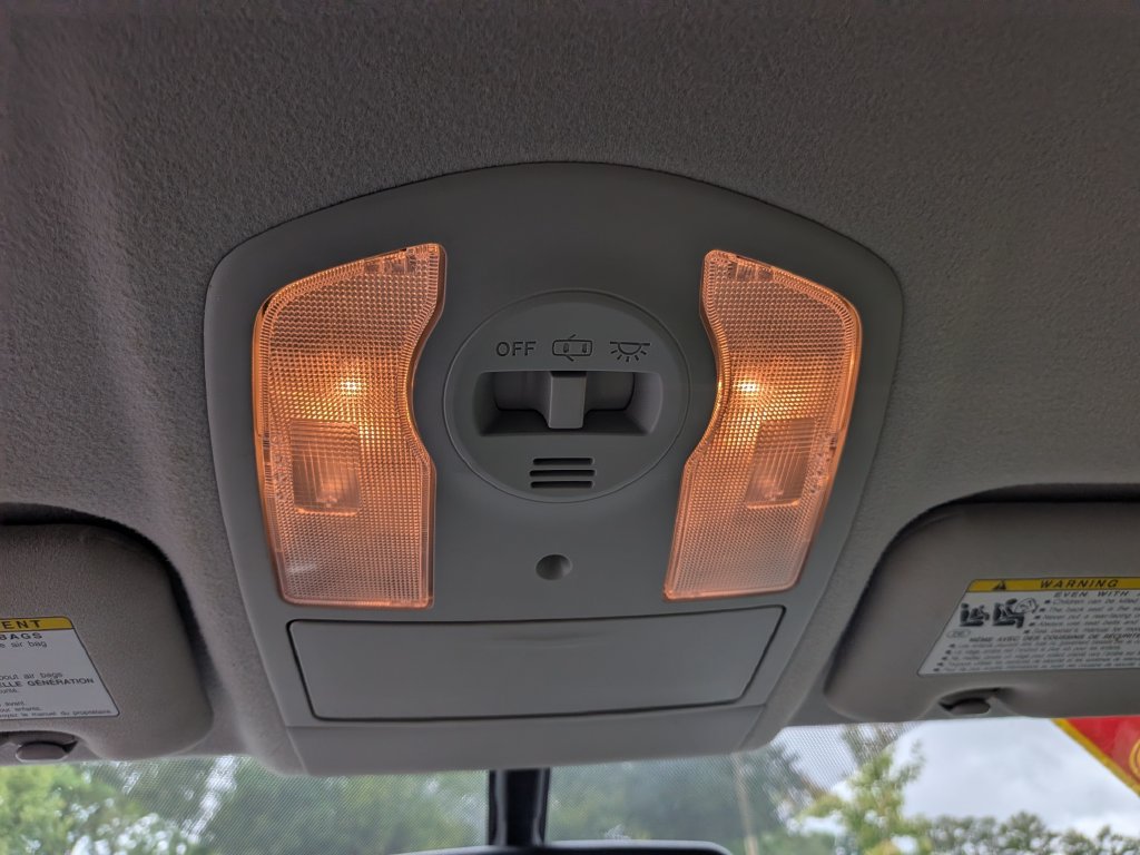 Used 2013 Toyota Prius Four FWD image 21