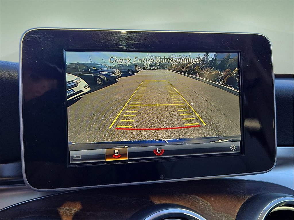 Used 2019 Mercedes-Benz GLC 300 4MATIC image 19