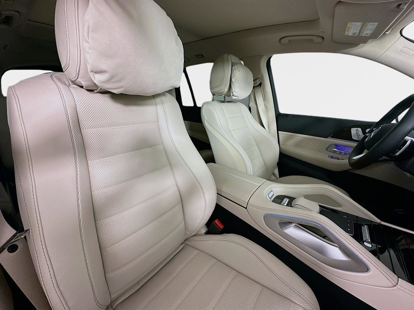 Used 2026 Mercedes-Benz GLS 450 4MATIC image 39