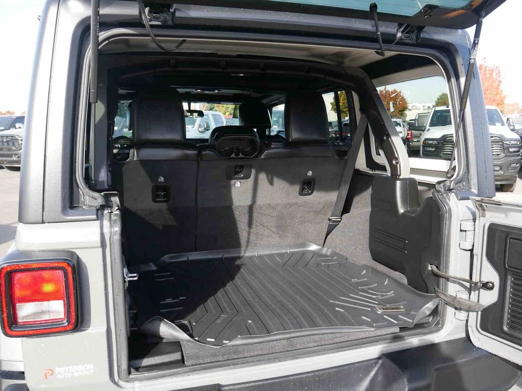 Certified 2023 Jeep Wrangler Freedom Edition image 10