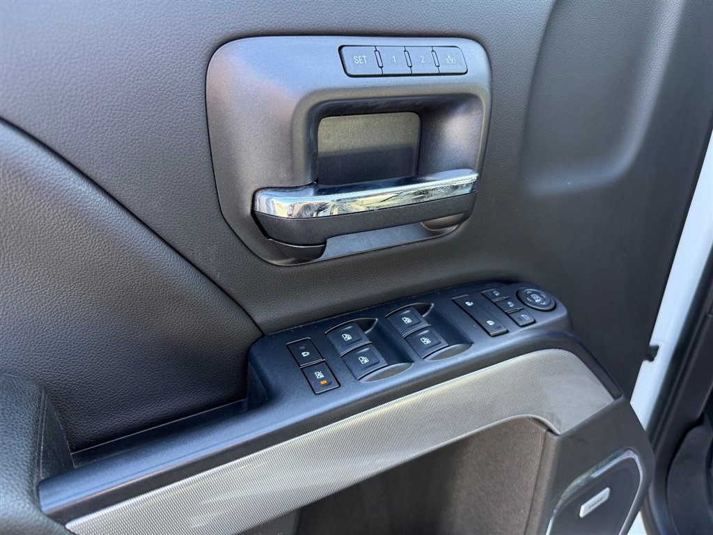 Used 2018 Chevrolet Silverado 2500 LTZ w/ Duramax Plus Package image 16