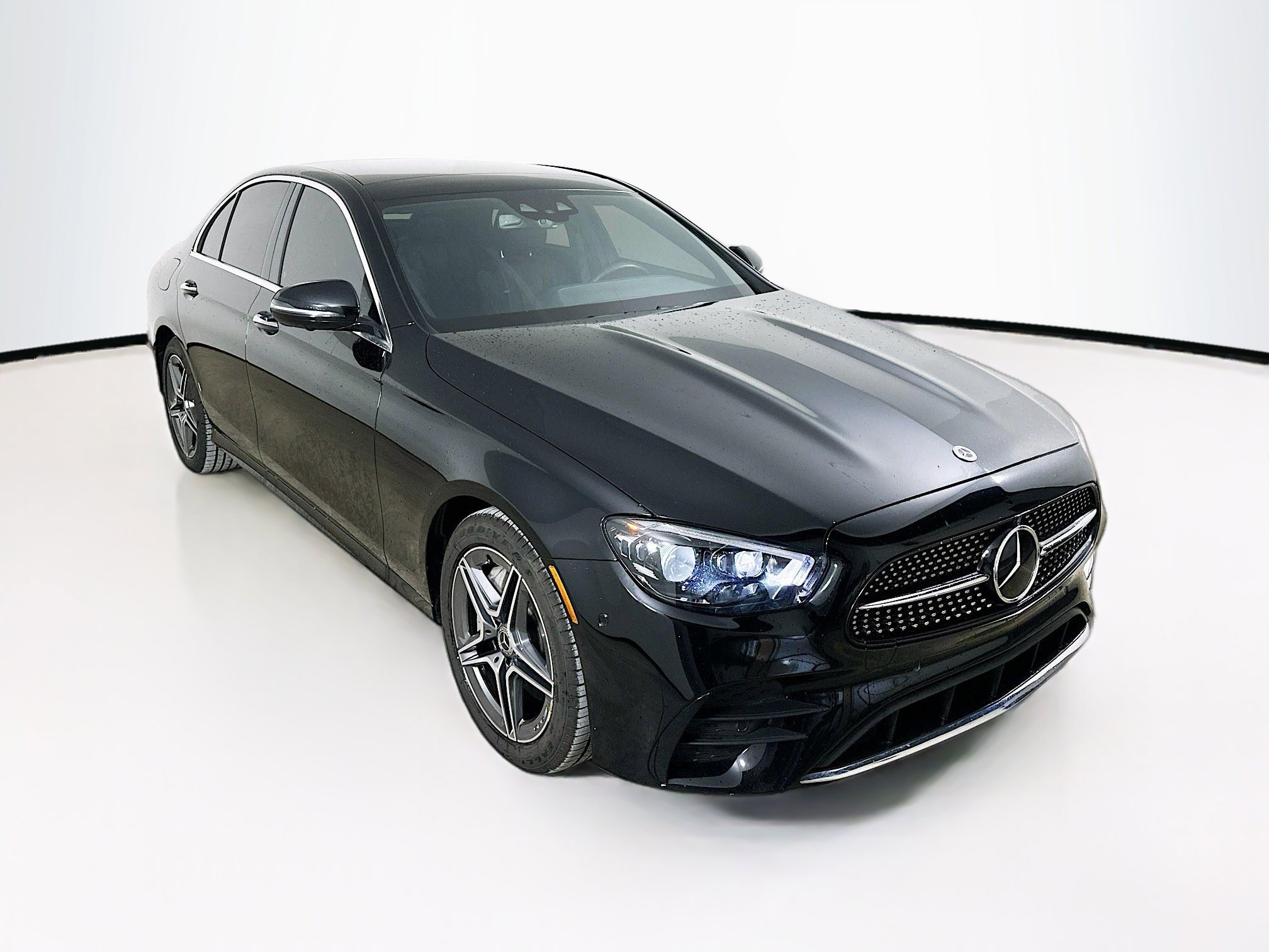 Used 2023 Mercedes-Benz E 350 E 350 image 3