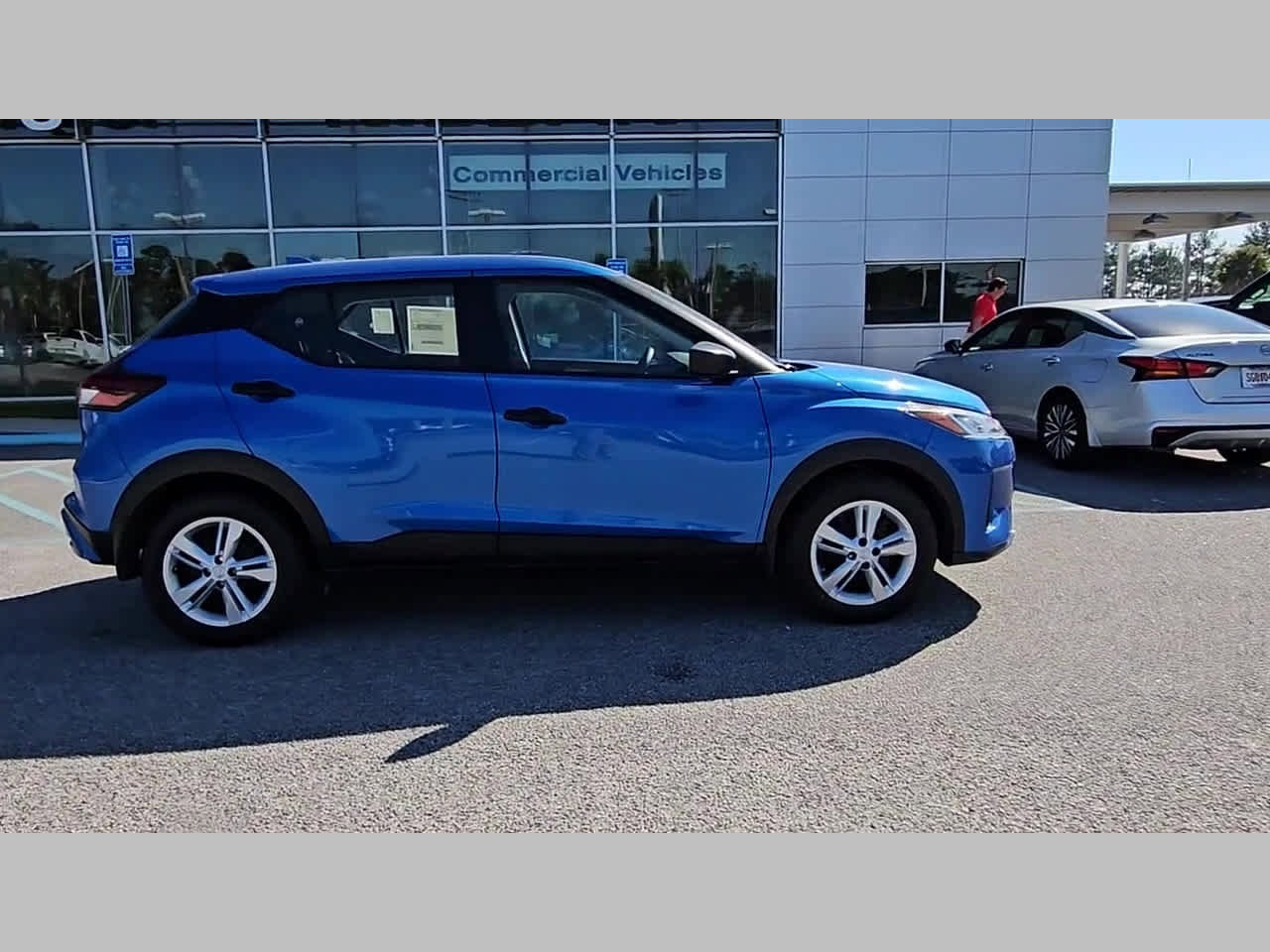 New 2025 Nissan Kicks Play S image 34