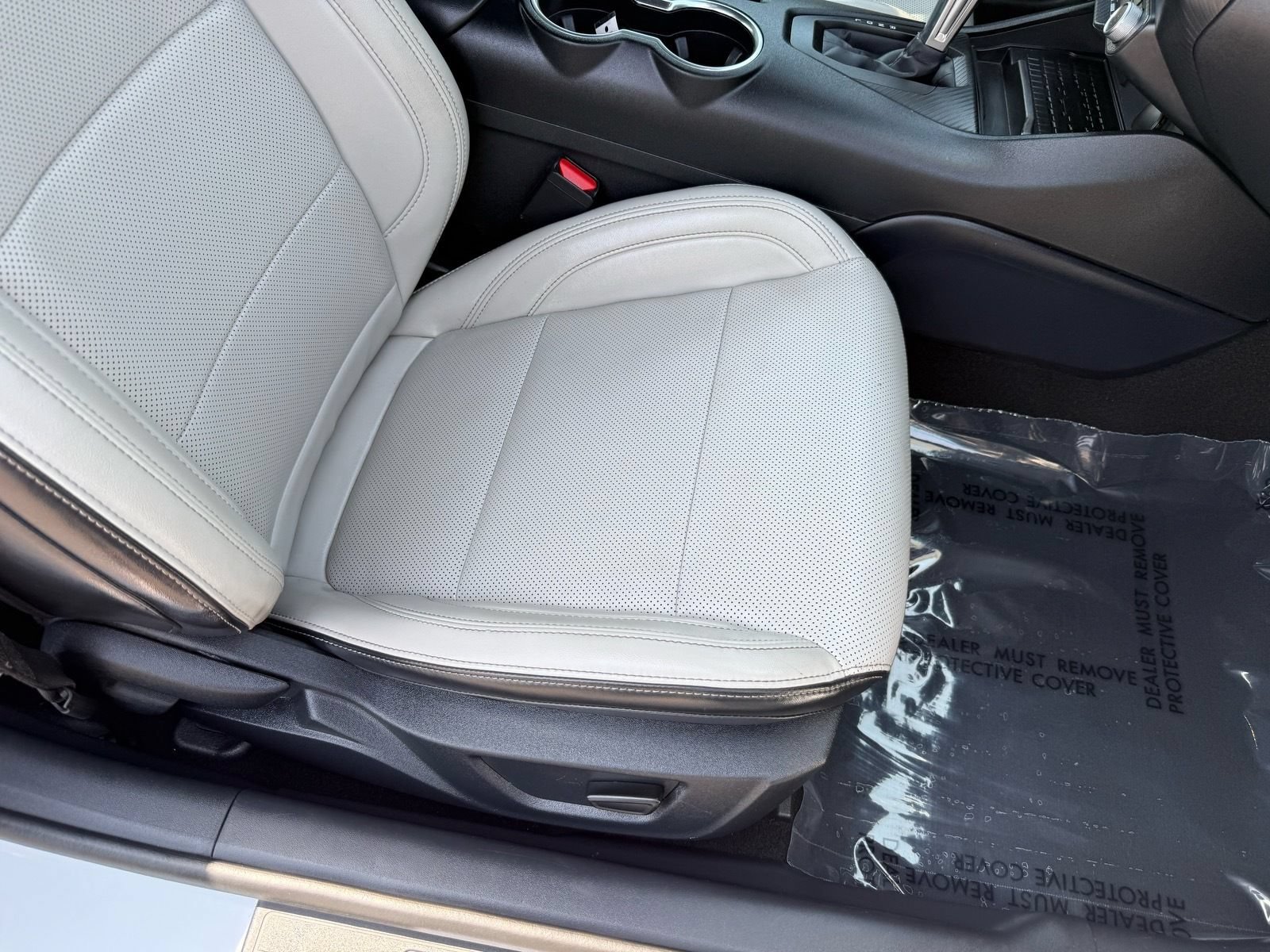 Used 2024 Ford Mustang Premium RWD image 31