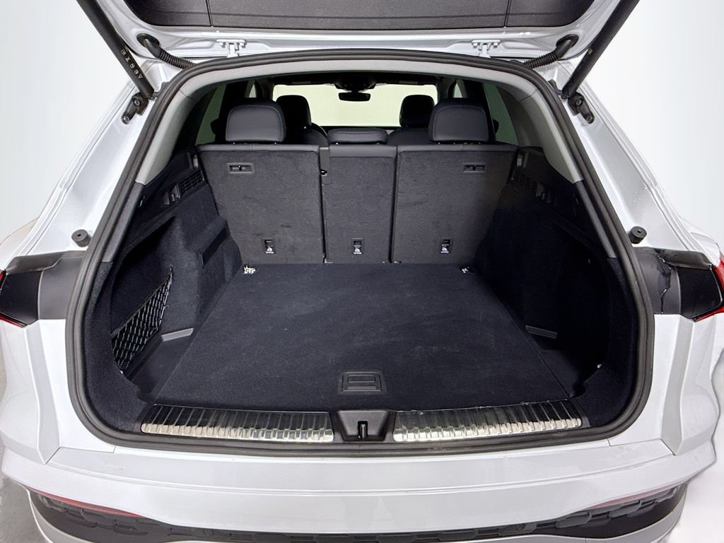 Certified 2025 Audi Q5 Premium w/ Convenience Package AWD/4WD image 28