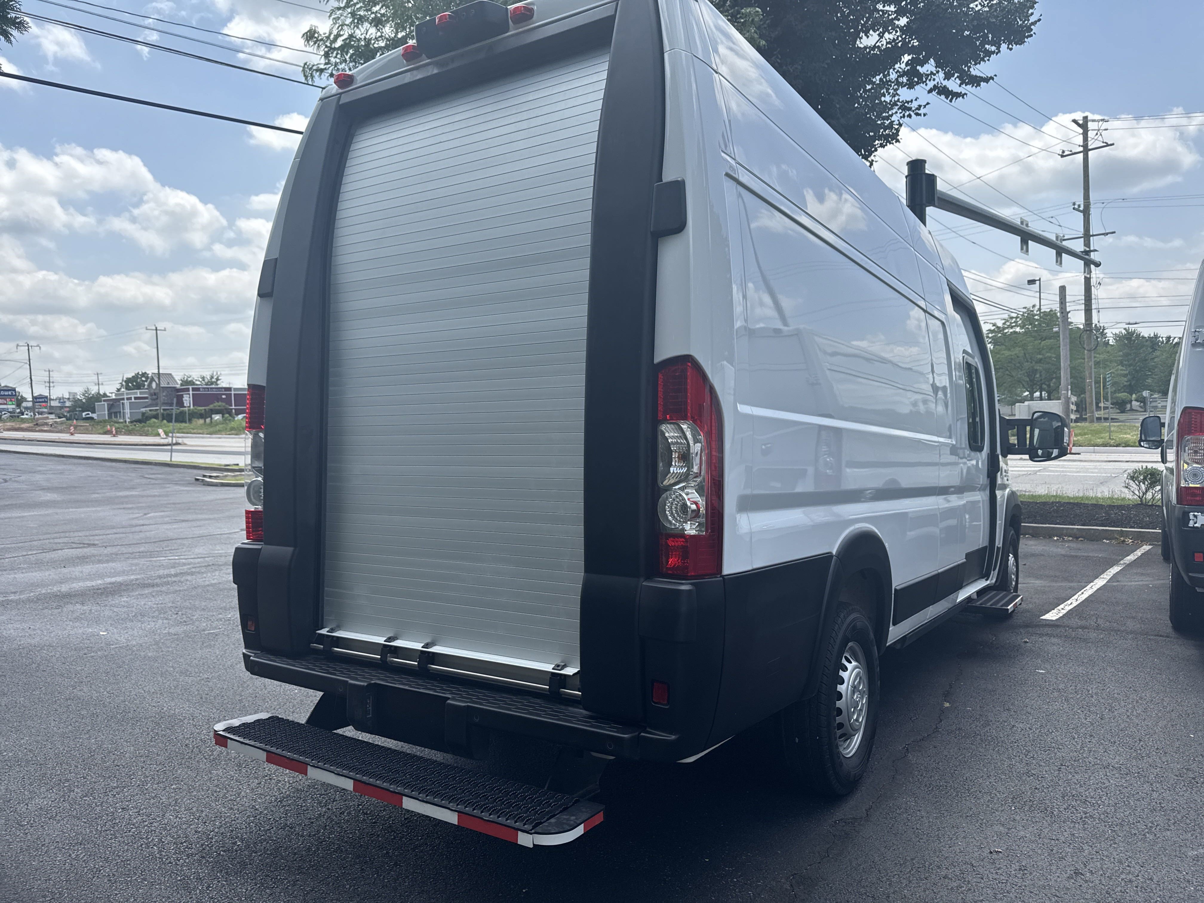 Used 2024 RAM ProMaster 3500 w/ Delivery Van Package image 6