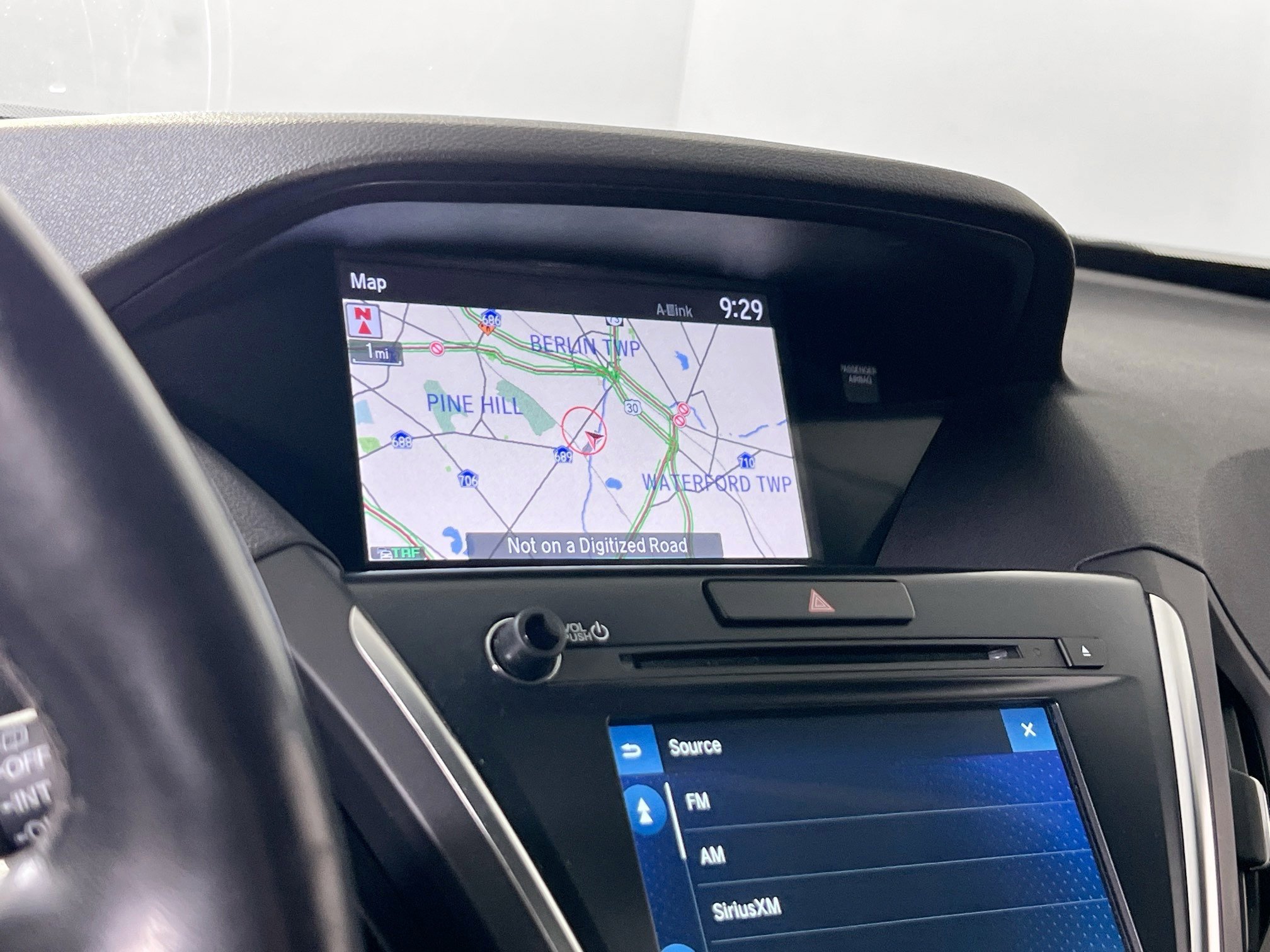 Used 2019 Acura MDX w/ Technology & Entertainment image 13