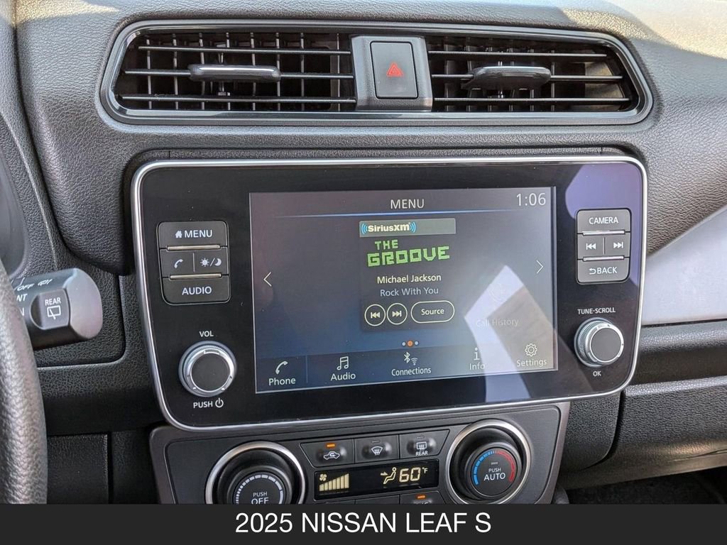 Used 2025 Nissan Leaf S FWD image 25