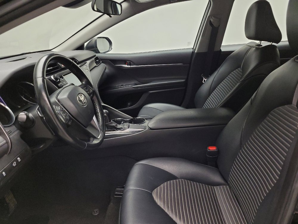 Used 2020 Toyota Camry SE image 17