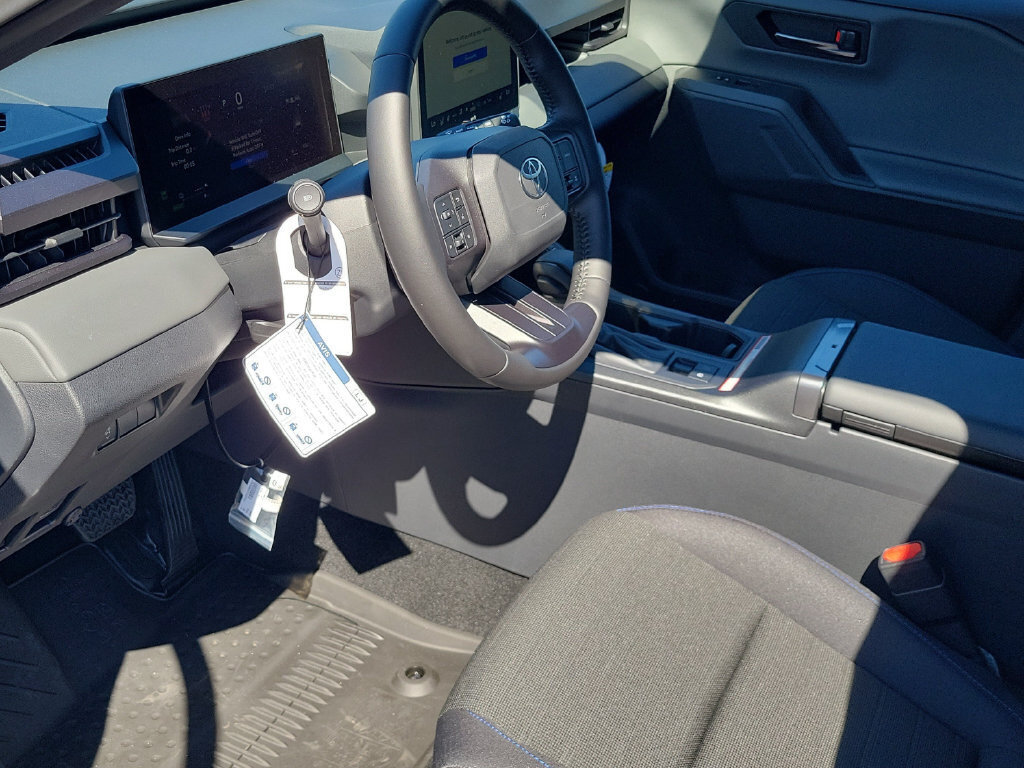 New 2026 Toyota RAV4 SE w/ Weather Package AWD/4WD image 18