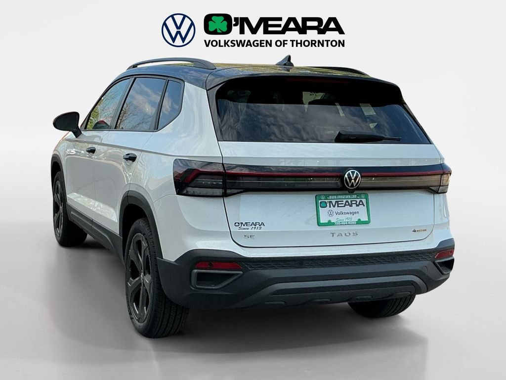 Used 2025 Volkswagen Taos SE AWD/4WD image 3