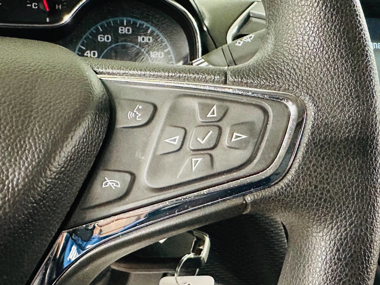 Used 2018 Chevrolet Cruze LT image 18