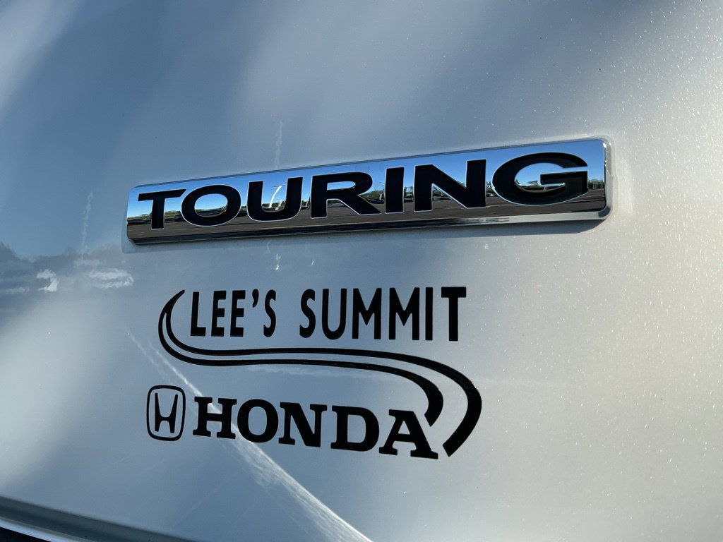 Used 2026 Honda Odyssey Touring image 12