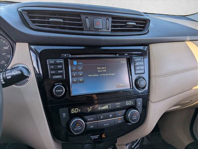 Used 2017 Nissan Rogue SL w/ SL Premium Package image 12