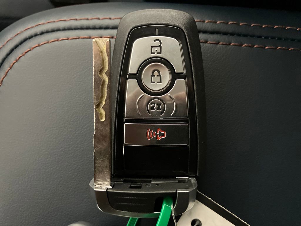 New 2026 Ford Maverick Lariat image 34