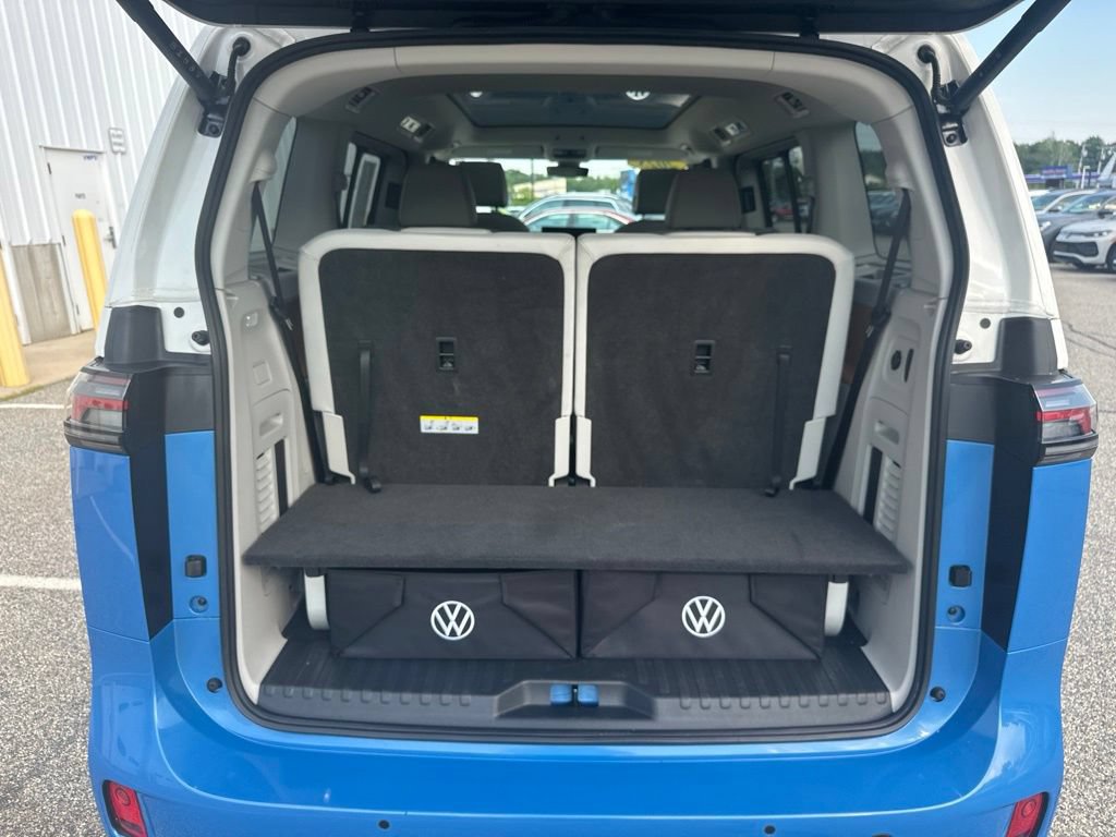 Used 2025 Volkswagen ID. Buzz 1st Edition AWD/4WD image 30