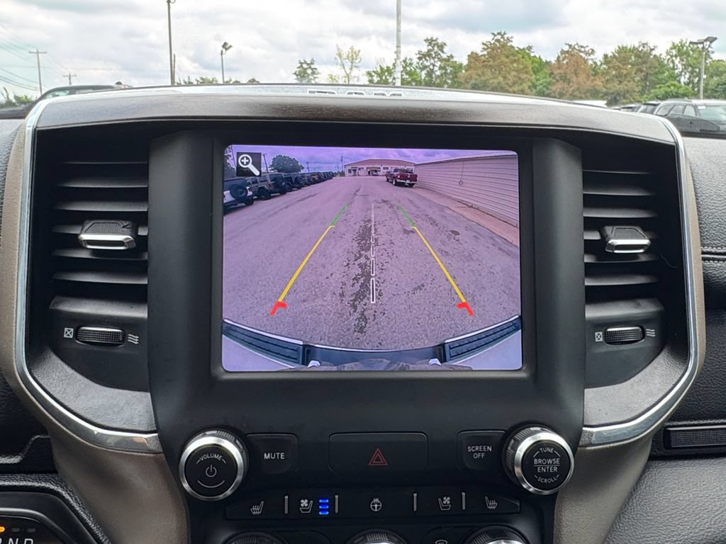 Used 2021 RAM 1500 Laramie AWD/4WD image 18
