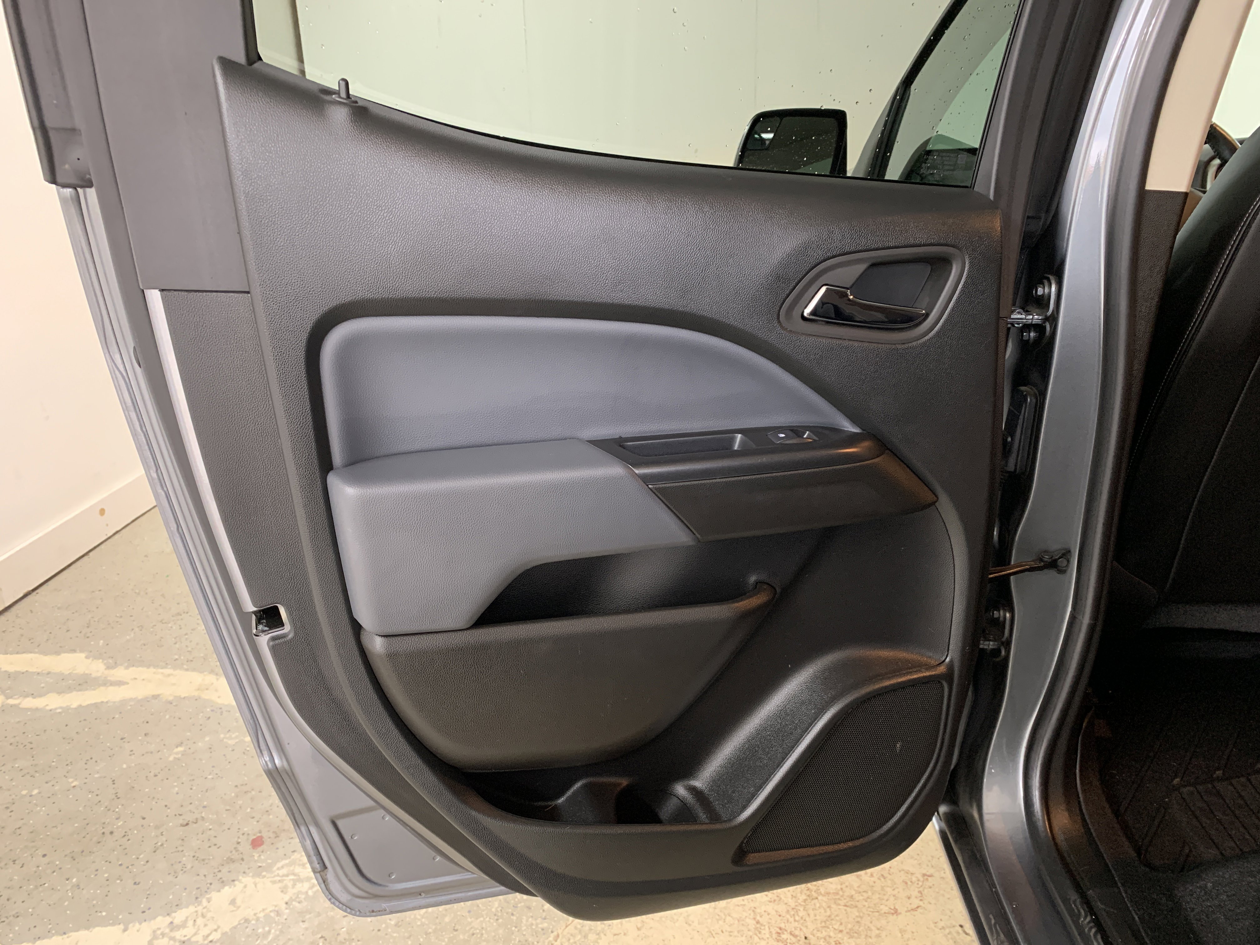 Used 2022 Chevrolet Colorado Z71 image 40