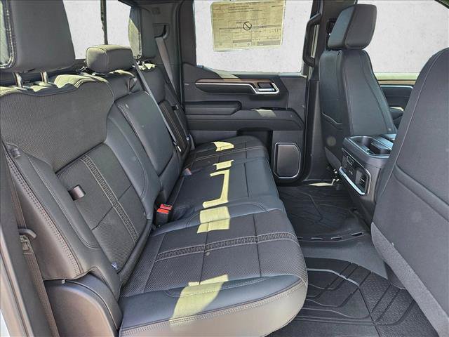 New 2026 Chevrolet Silverado 1500 High Country AWD/4WD image 16
