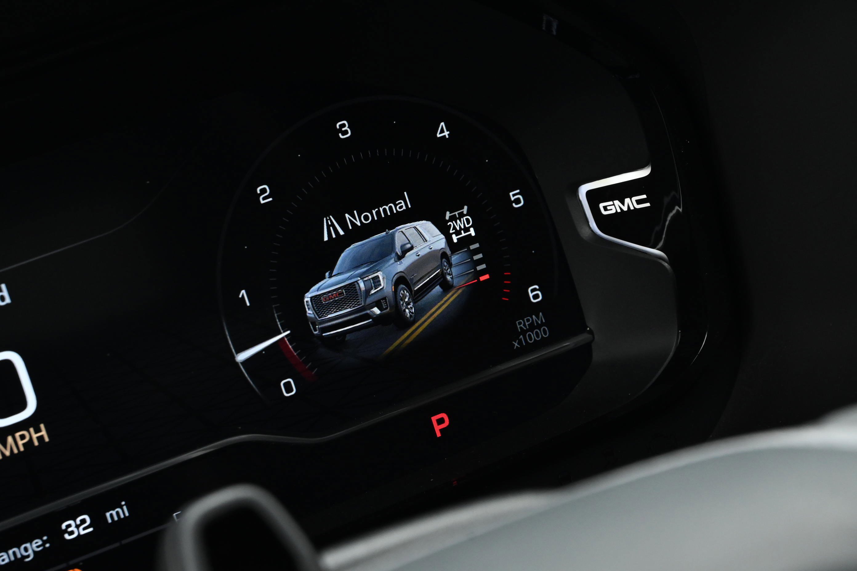 Used 2023 GMC Yukon Denali Ultimate AWD/4WD image 36