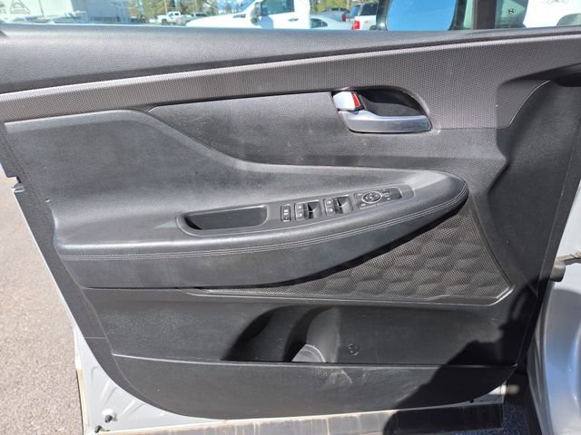 Used 2019 Hyundai Santa Fe SEL AWD/4WD image 16