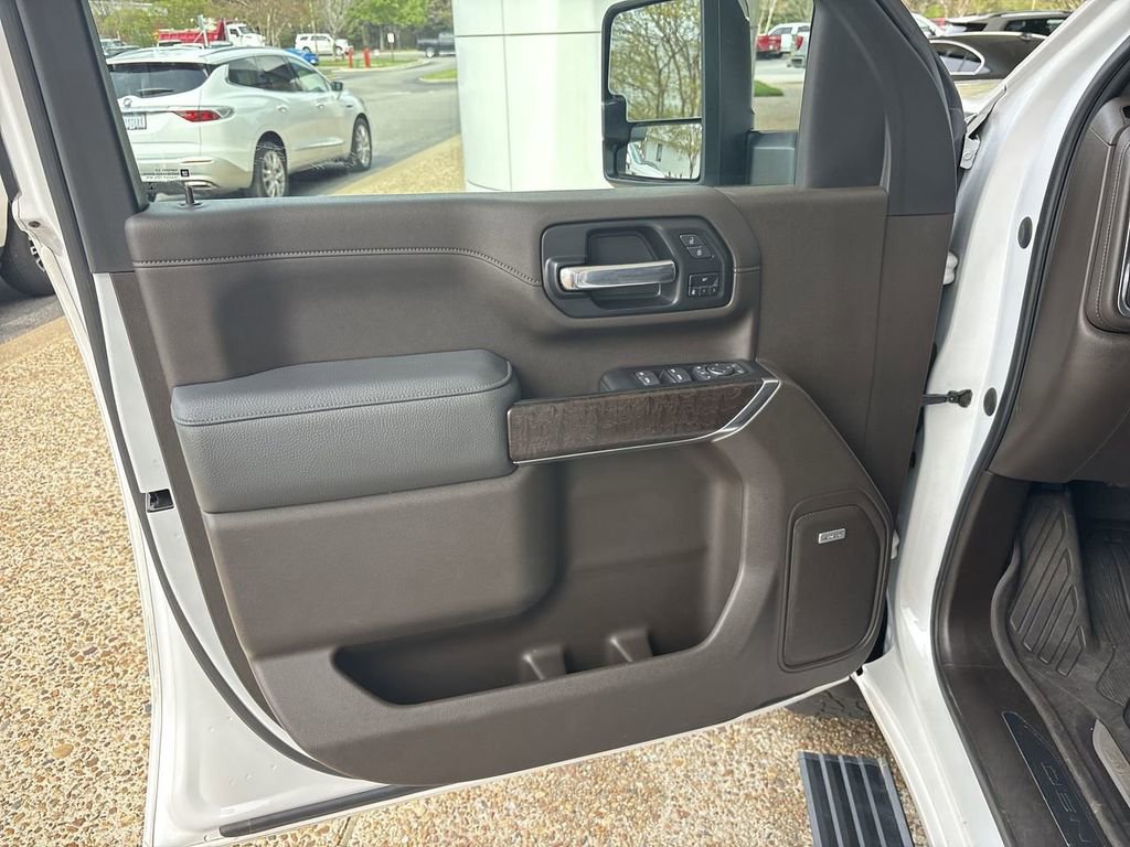 Certified 2022 GMC Sierra 2500 Denali image 23