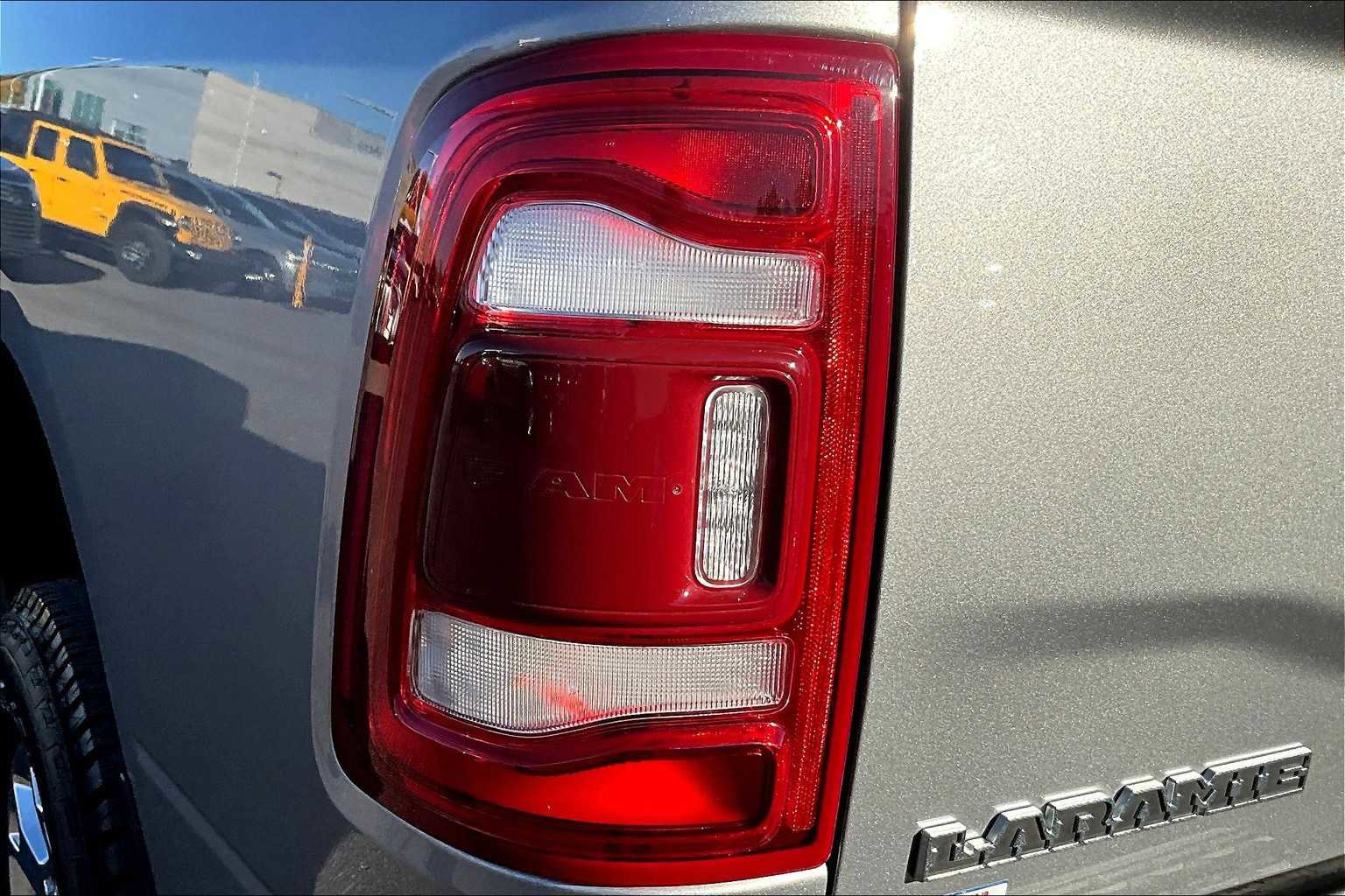 Used 2024 RAM 2500 Laramie w/ Safety Group image 32