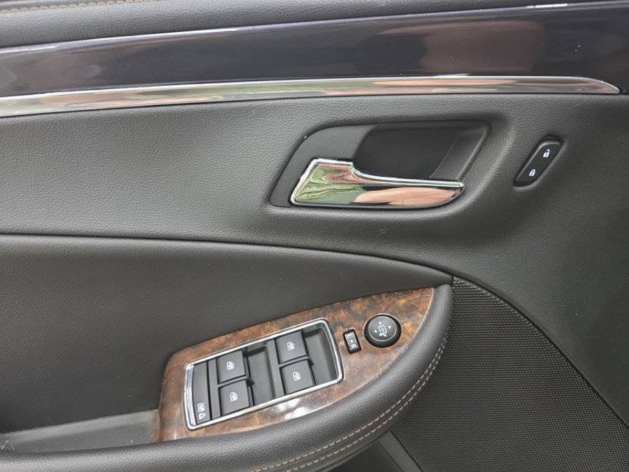 Used 2014 Chevrolet Impala LT w/ Convenience Package FWD image 27