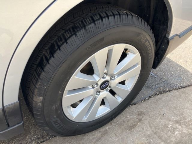 Used 2018 Subaru Outback 2.5i Premium image 46