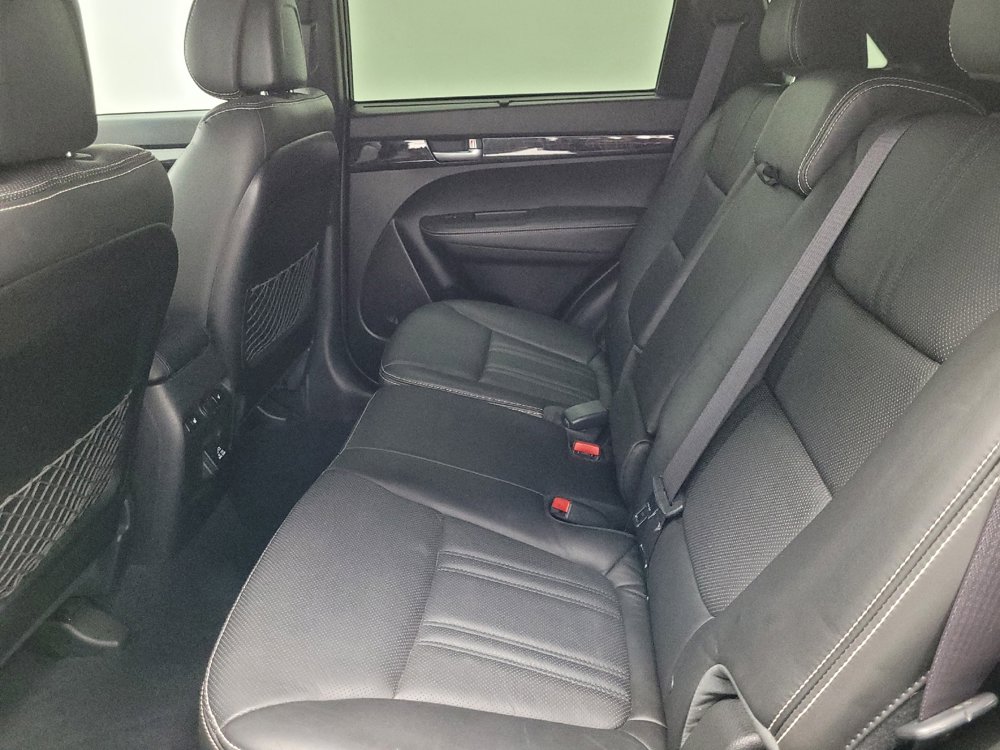 Used 2014 Kia Sorento SX FWD image 18