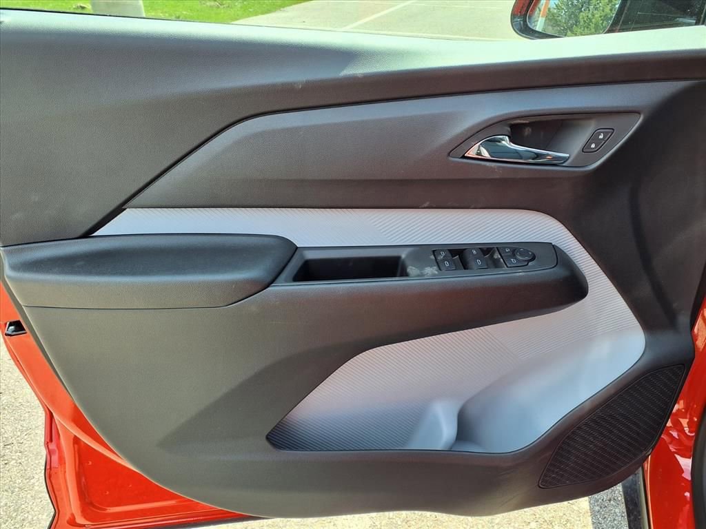 New 2027 Chevrolet Bolt RS w/ Technology Package image 13