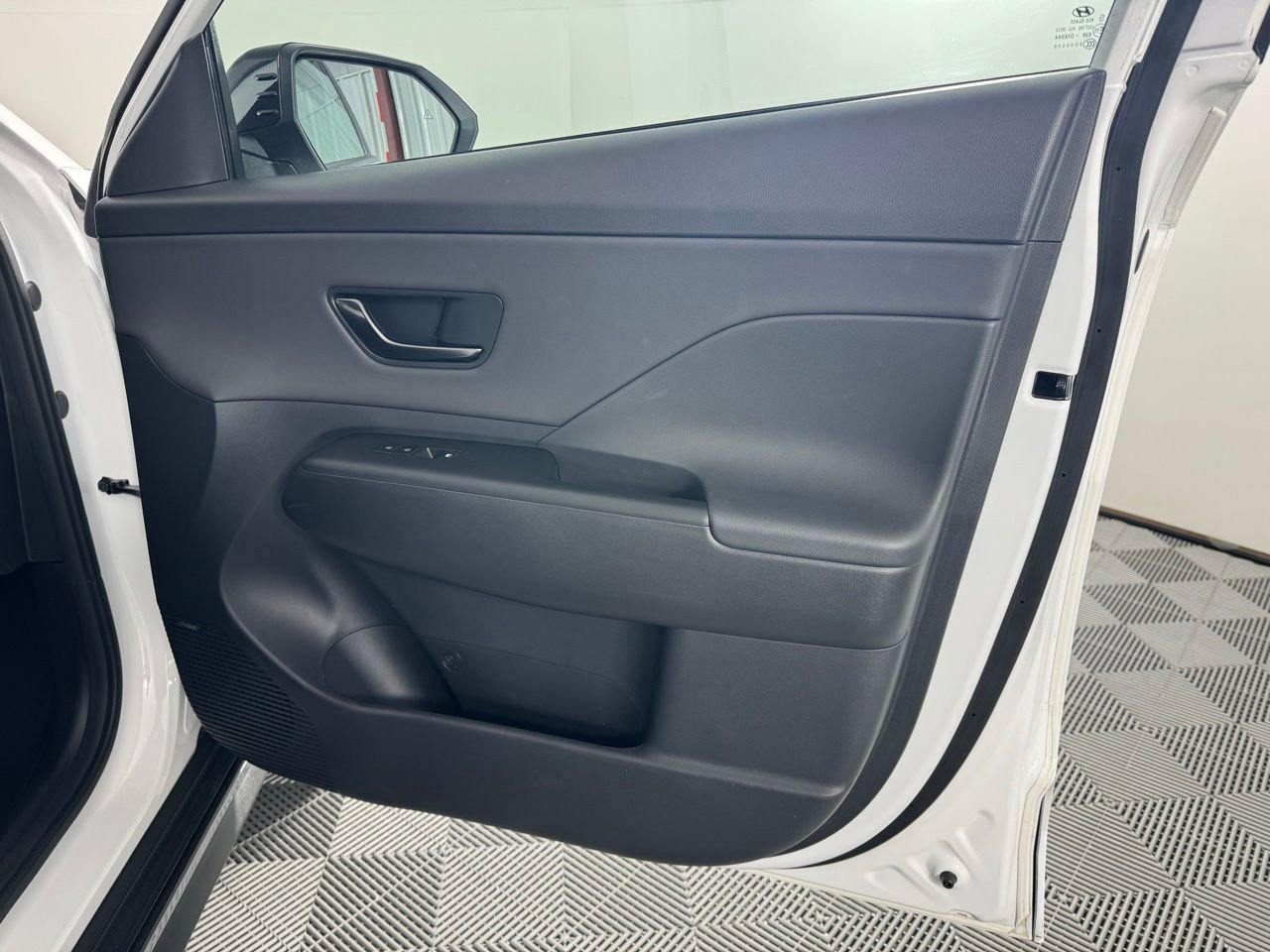 Used 2024 Hyundai Kona N Line image 29