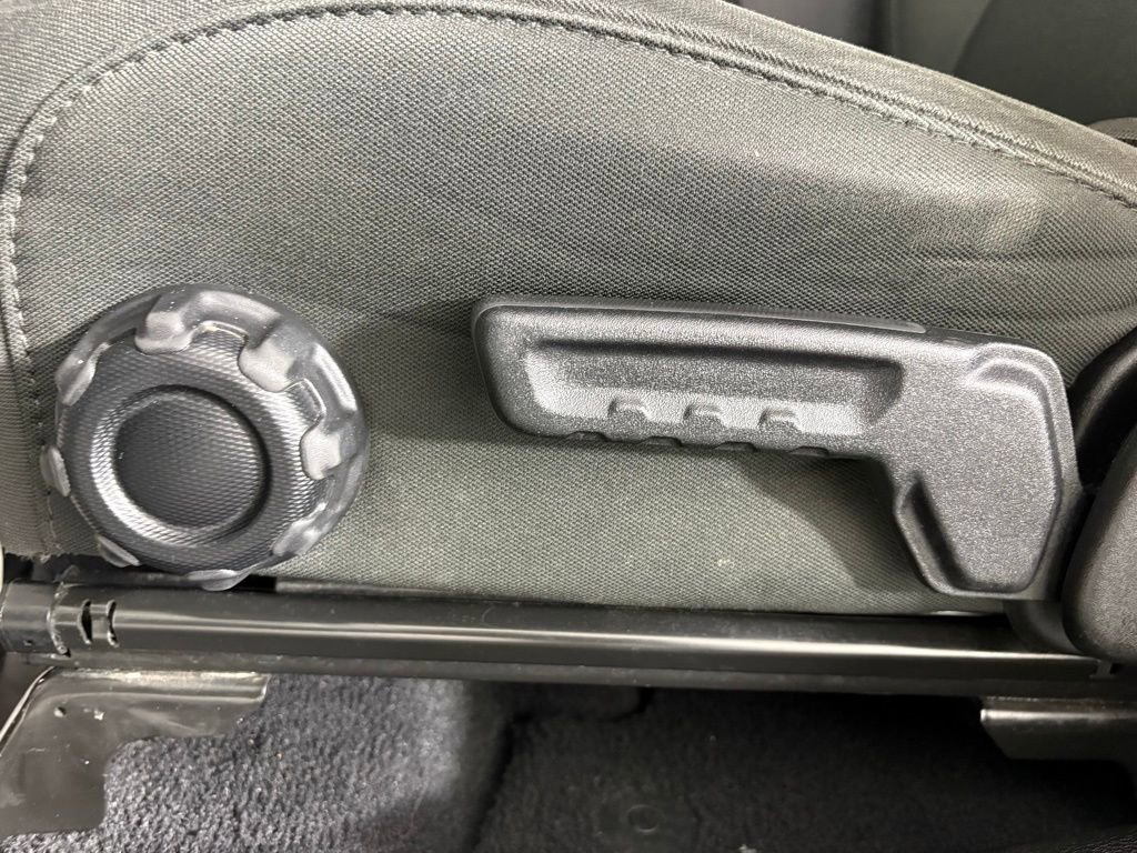 Used 2022 Jeep Gladiator Sport image 12