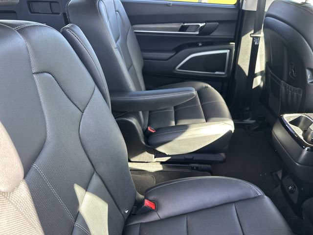 Used 2022 Kia Telluride EX w/ EX Premium Package image 15