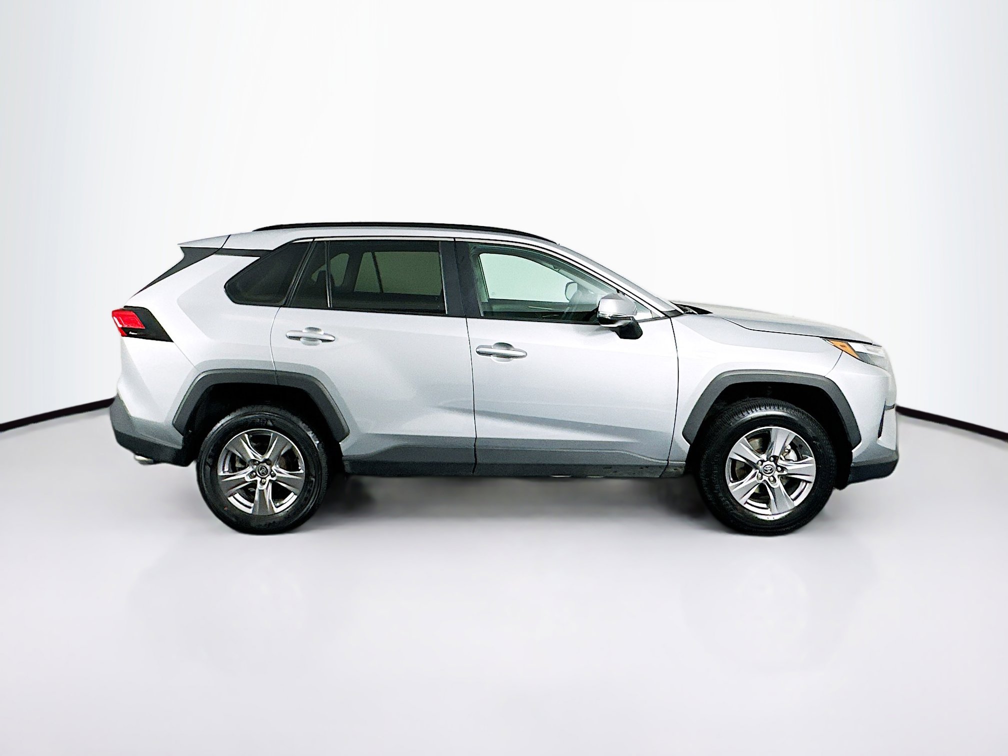 Used 2024 Toyota RAV4 XLE image 10